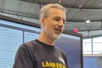 Bernd Baisch präsentiert auf der Didacta